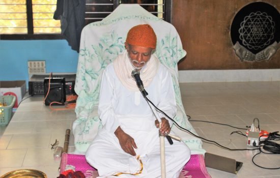 Guruji addressing dhyanbandhus